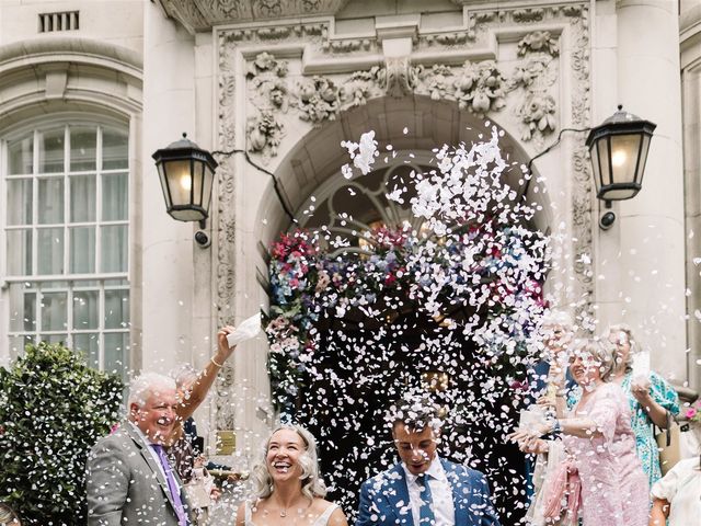 Edward and Lauren's Wedding in Chelsea, South West London 11