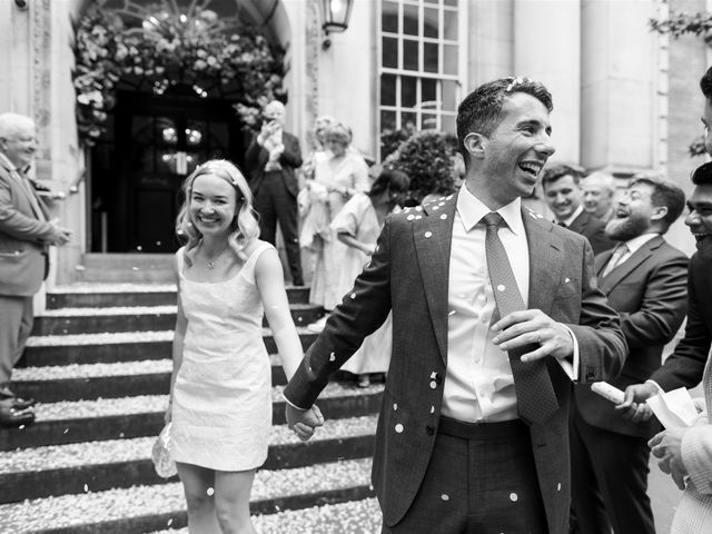 Edward and Lauren's Wedding in Chelsea, South West London 14