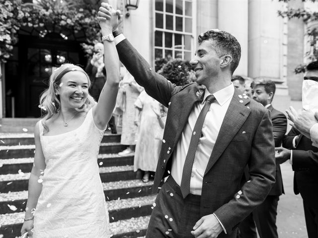 Edward and Lauren's Wedding in Chelsea, South West London 15