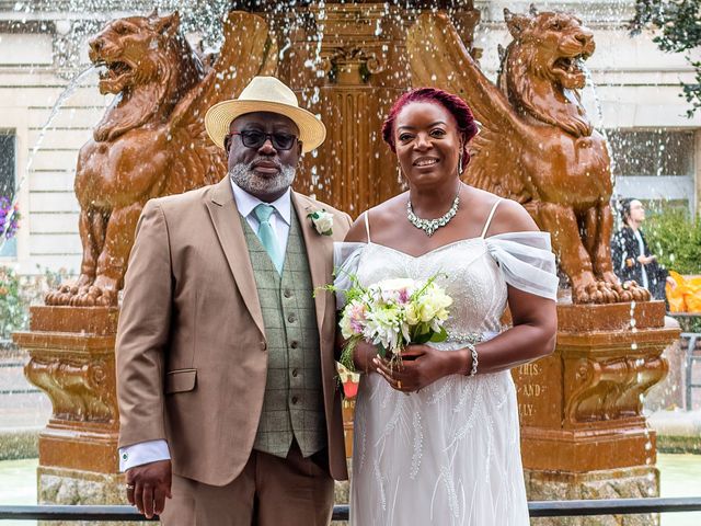 Don and Aisha&apos;s Wedding in Leicester, Leicestershire 14