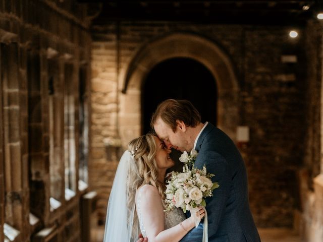 Jamie and Jemma&apos;s Wedding in Newstead Abbey, Nottinghamshire 10