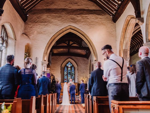 Sophie and Mike&apos;s Wedding in Oxted, Surrey 12