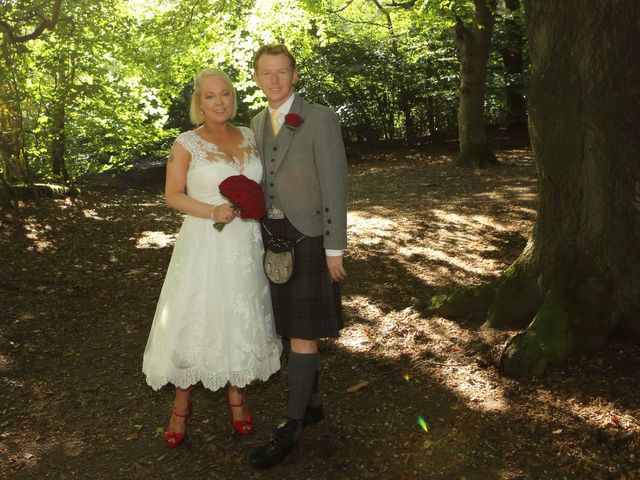 Stephen and Donna&apos;s Wedding in Edinburgh, Lothian &amp; Borders 74