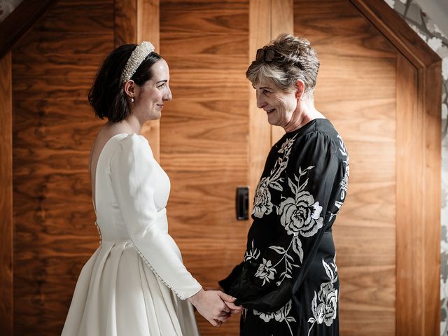 Dan and Beth's Wedding in Newcastle, Tyne &amp; Wear 32