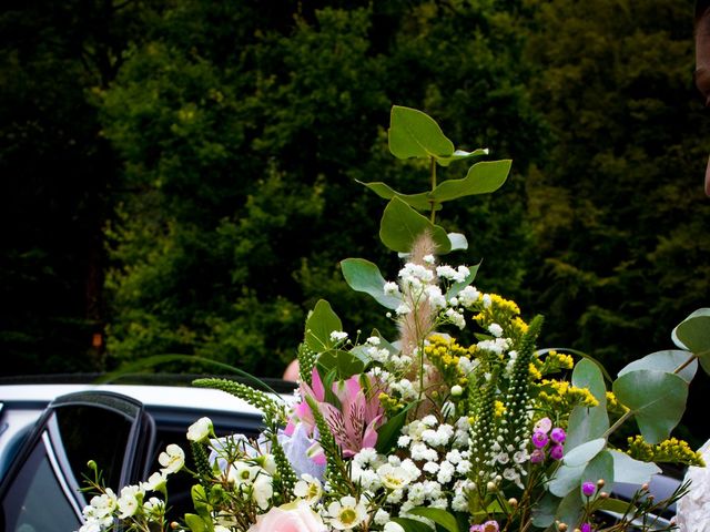 Hannah and Dave&apos;s Wedding in Castell Coch, Cardiff 11