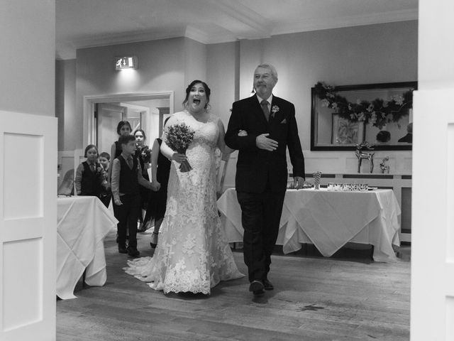 Suneet and Laura&apos;s Wedding in Hope Valley, Derbyshire 4