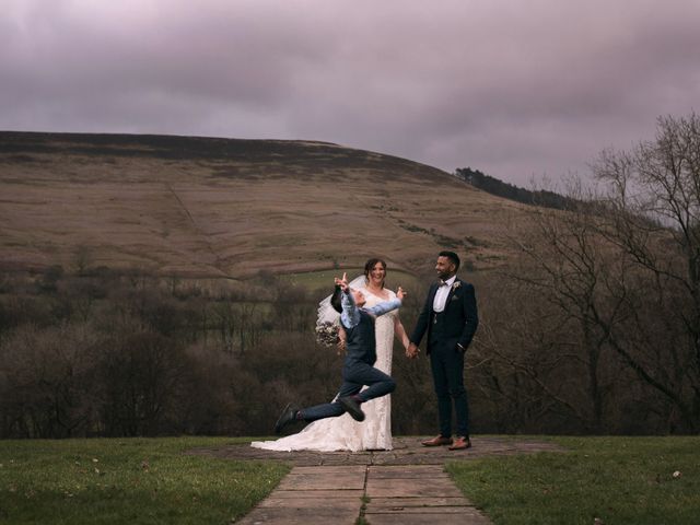 Suneet and Laura&apos;s Wedding in Hope Valley, Derbyshire 23