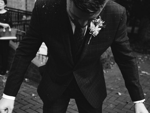 Leanne and Martin's Wedding in Nottingham, Nottinghamshire 8