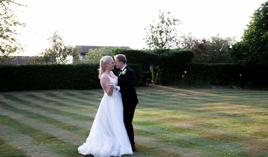 Finlay and Olivia's Wedding in Rochford, Essex