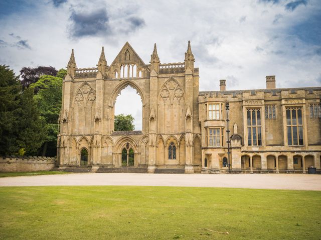 Liam and Gemma&apos;s Wedding in Newstead Abbey, Nottinghamshire 1