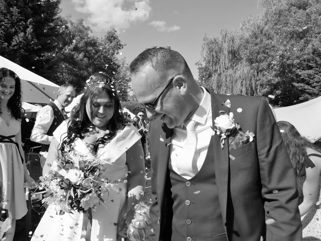 Steve and Rachael's Wedding in Woolsthorpe By Belvoir, Lincolnshire 16