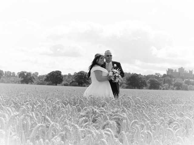 Steve and Rachael's Wedding in Woolsthorpe By Belvoir, Lincolnshire 24