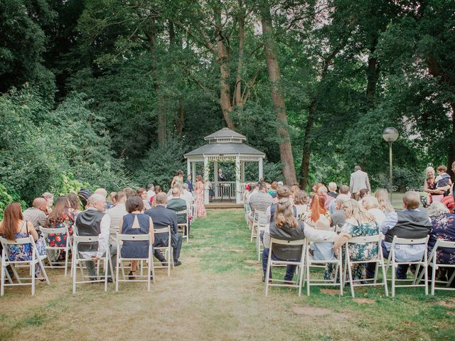 Martin Coveney and Ellen Jennings's Wedding in Northampton, Northamptonshire 12
