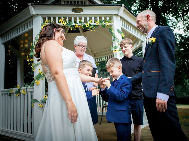 Martin Coveney and Ellen Jennings's Wedding in Northampton, Northamptonshire 17