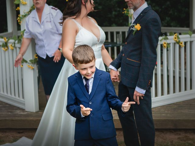 Martin Coveney and Ellen Jennings's Wedding in Northampton, Northamptonshire 21