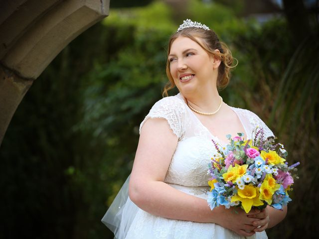 Leah and Oliver&apos;s Wedding in Pontefract, West Yorkshire 17