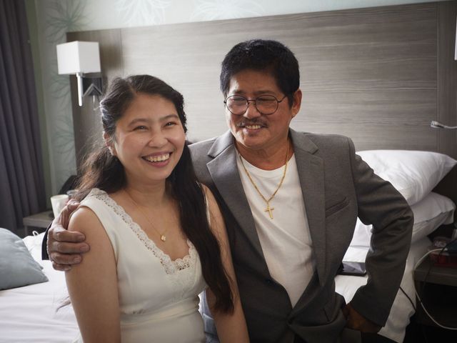 Mario and Aileen&apos;s Wedding in Bromley, Kent 16