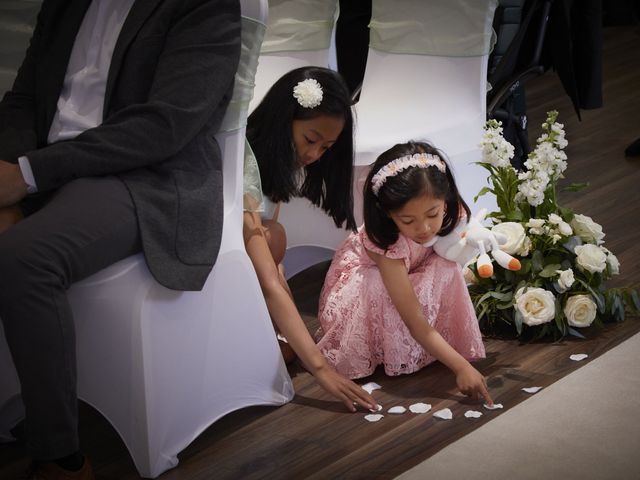 Mario and Aileen&apos;s Wedding in Bromley, Kent 41