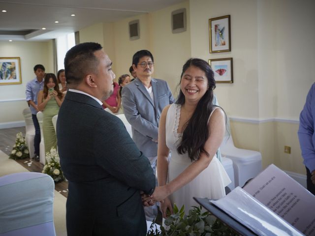Mario and Aileen&apos;s Wedding in Bromley, Kent 58