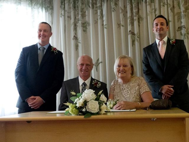 Clive and Jose's Wedding in Plymouth, Devon 18