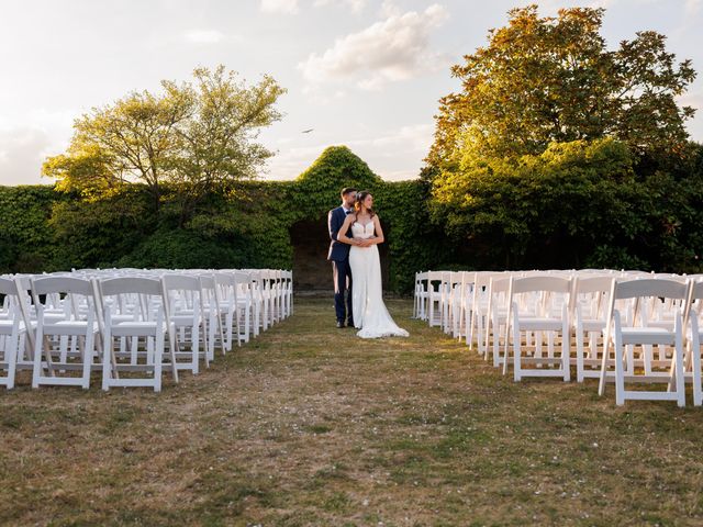 Ciaran and Poppy&apos;s Wedding in Haddenham, Buckinghamshire 10