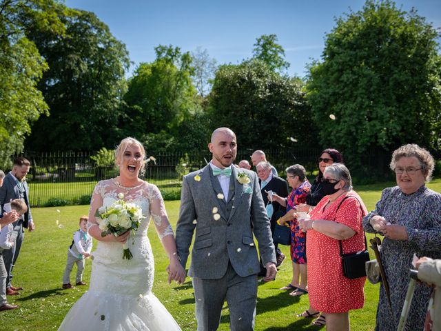 Jessica and David&apos;s Wedding in Dudley, Staffordshire 7