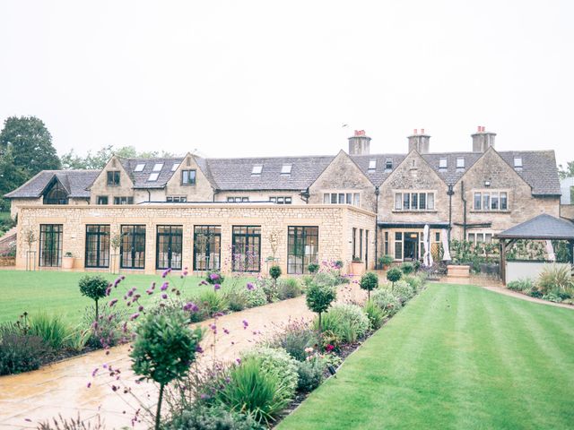 Trystan and Fiona&apos;s Wedding in Purton, Wiltshire 40