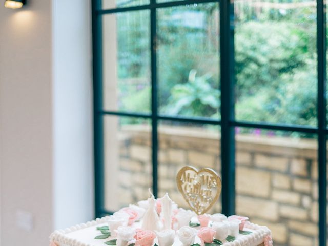 Trystan and Fiona's Wedding in Purton, Wiltshire 75