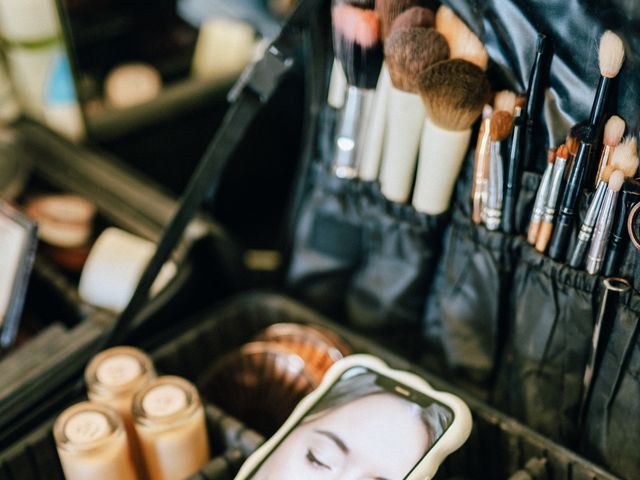 Craig and Jessica's Wedding in Newbury, Berkshire 14