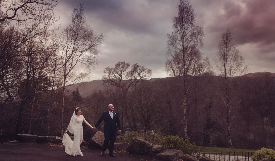 Lucinda  and Jay 's Wedding in Lake District , Cumbria
