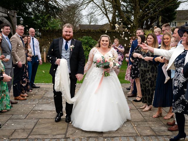 Rob and Amy&apos;s Wedding in Rodborough, Gloucestershire 12