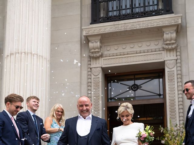 Mark and Victoria&apos;s Wedding in Marylebone, West Central London 21