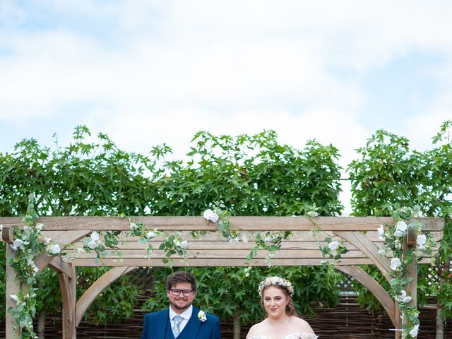 Lewis and Charlotte's Wedding in Ipswich, Suffolk 31
