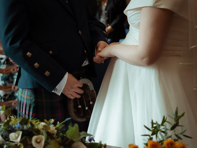 Joe and Sarah -Jo's Wedding in Stirling, Central &amp; Glasgow 3