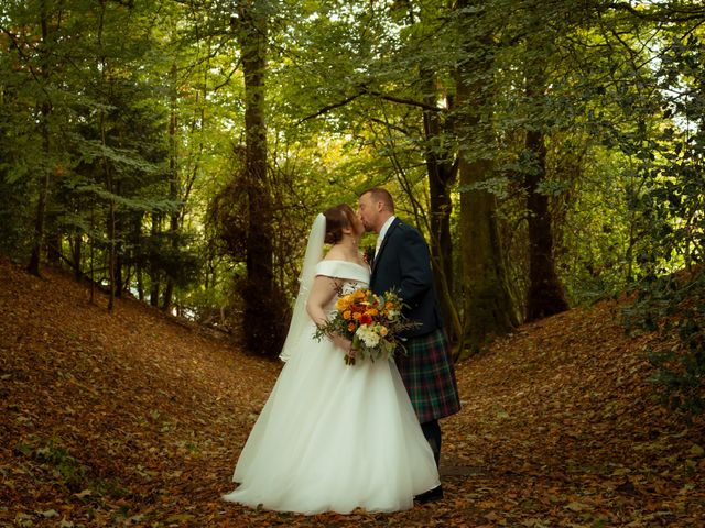 Joe and Sarah -Jo's Wedding in Stirling, Central &amp; Glasgow 7
