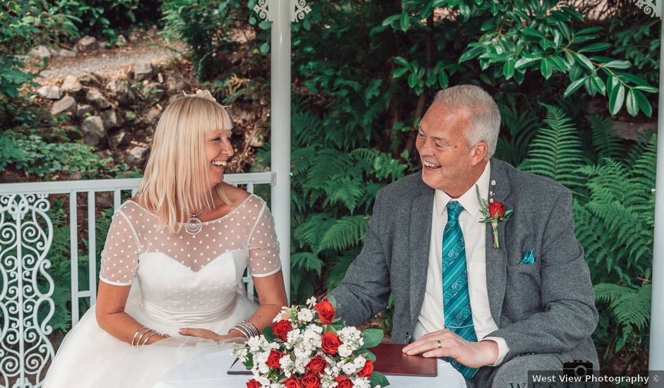 Barney and Heather's Wedding in Troutbeck, Cumbria