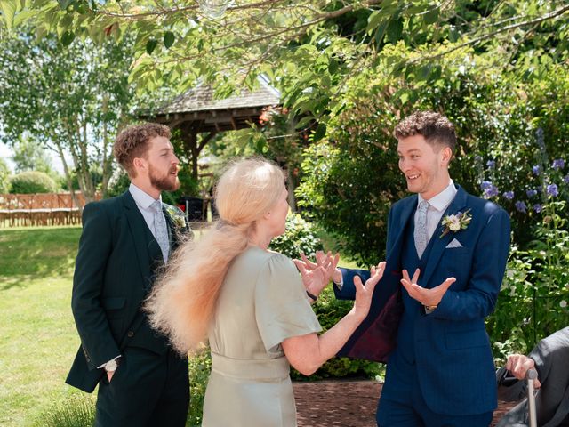 Pete and Kate&apos;s Wedding in Oxon, Oxfordshire 8