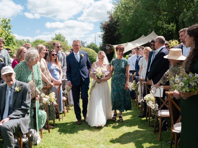 Pete and Kate&apos;s Wedding in Oxon, Oxfordshire 33