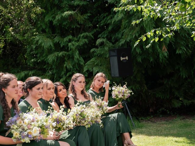 Pete and Kate&apos;s Wedding in Oxon, Oxfordshire 39