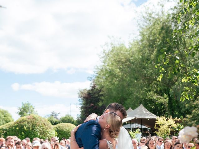 Pete and Kate&apos;s Wedding in Oxon, Oxfordshire 51