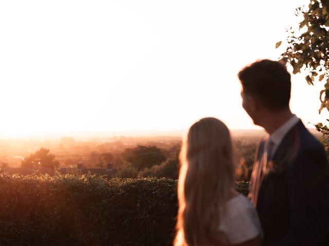 Pete and Kate&apos;s Wedding in Oxon, Oxfordshire 144