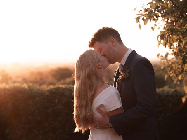 Pete and Kate&apos;s Wedding in Oxon, Oxfordshire 145