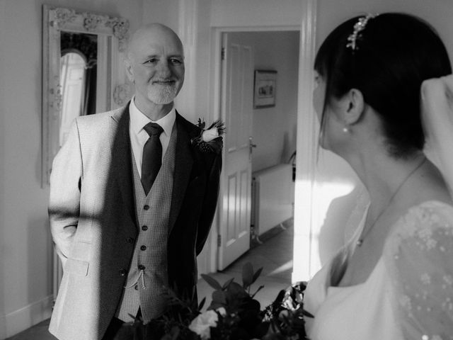 Melanie and Adam's Wedding in Princethorpe, Warwickshire 2