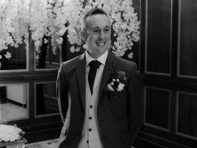 Melanie and Adam's Wedding in Princethorpe, Warwickshire 10