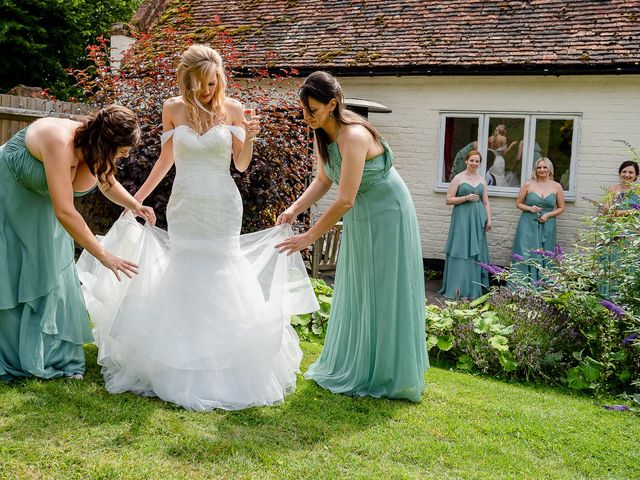 Daniel and Louise&apos;s Wedding in Chilham, Kent 3