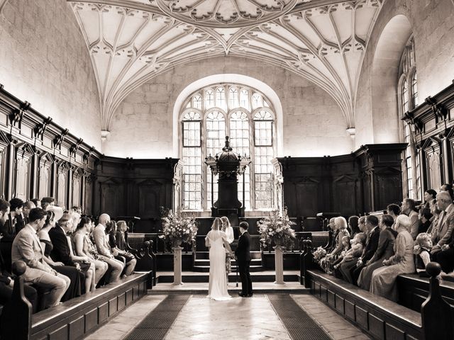 Emelia and Gen&apos;s Wedding in Oxford, Oxfordshire 3