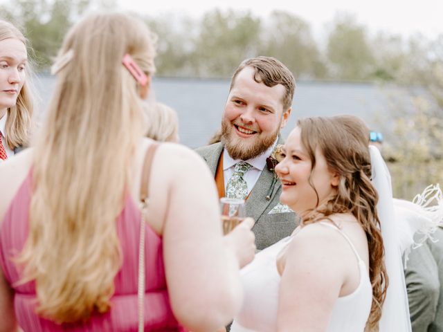 Grant and Hannah&apos;s Wedding in Aynho, Oxfordshire 77