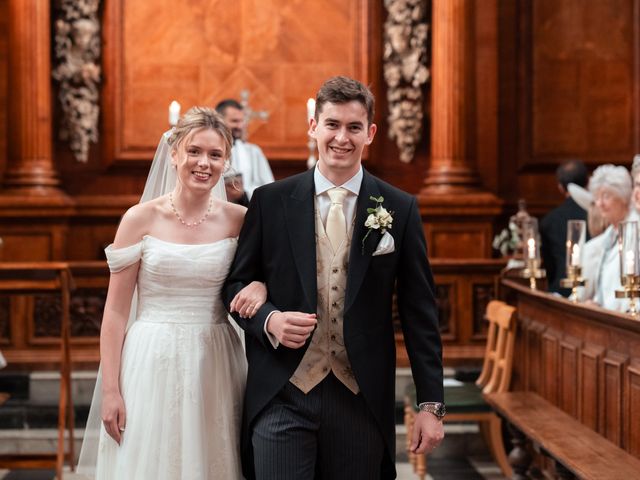 Charles and Charlotte&apos;s Wedding in Oxford, Oxfordshire 41