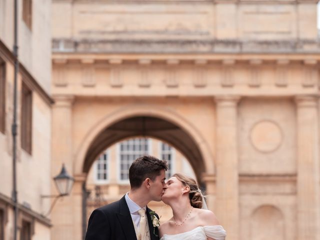Charles and Charlotte&apos;s Wedding in Oxford, Oxfordshire 51