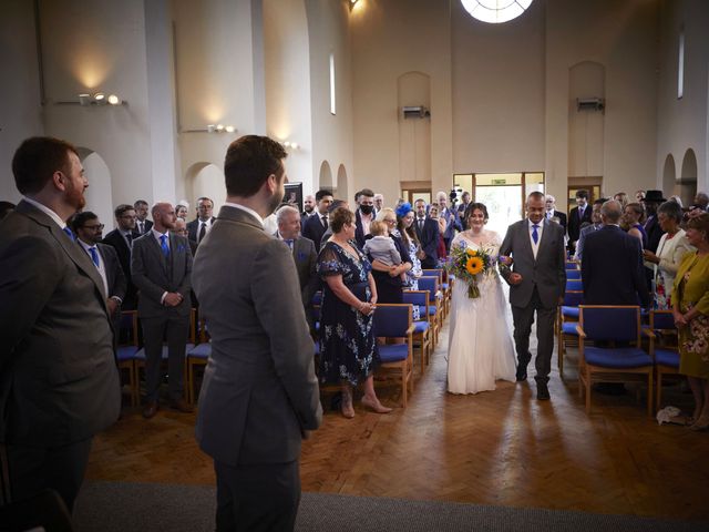 Ryan and Hannah&apos;s Wedding in Beckenham, Kent 31